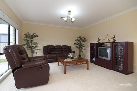 Property photo of 10 Denver Grove Regents Park QLD 4118