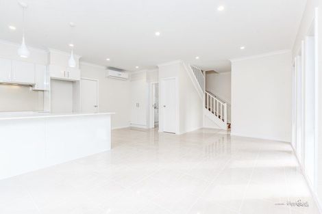 Property photo of 1/11 Deschamp Crescent Rowville VIC 3178