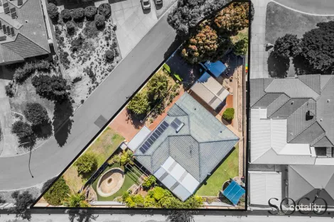 1 Gleneagles Loop, Cooloongup, WA 6168