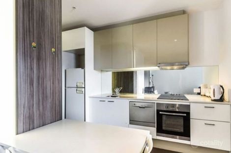 Property photo of 10/220 Spencer Street Melbourne VIC 3000