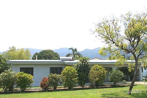 7 Lime St, Mooroobool, QLD 4870