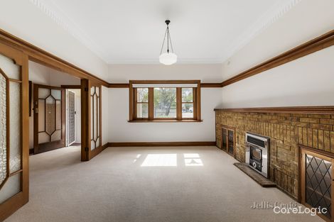 Property photo of 2 Kirkwood Drive Camberwell VIC 3124