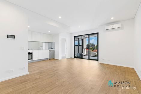 2/112 Northcote Rd, Greenacre, NSW 2190
