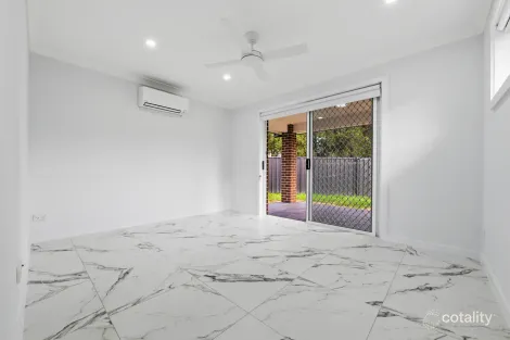 Property photo of 5 Pilbarra Place Cartwright NSW 2168