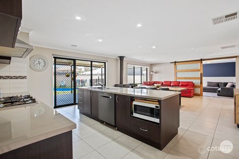 Property photo of 2 Jean Court Marong VIC 3515