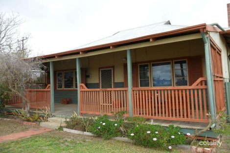 9 Mitchell St, Kellerberrin, WA 6410