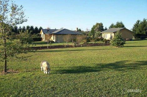 Property photo of 11 Nari Circuit Moss Vale NSW 2577