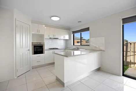 Property photo of 5B Railway Street Kangaroo Flat VIC 3555