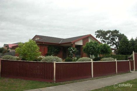 2 Daina Ct, Skye, VIC 3977