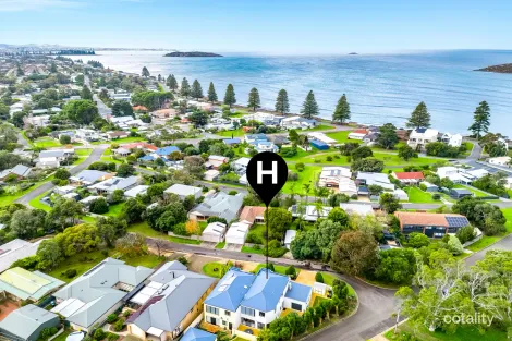 15 Nunkeri Ave, Encounter Bay, SA 5211