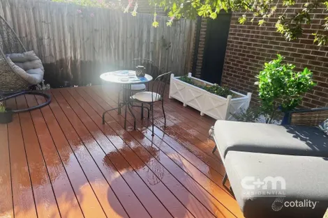 Property photo of 33 Maddock Street Point Cook VIC 3030