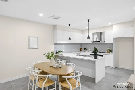 Property photo of 8 Bastings Avenue Mickleham VIC 3064