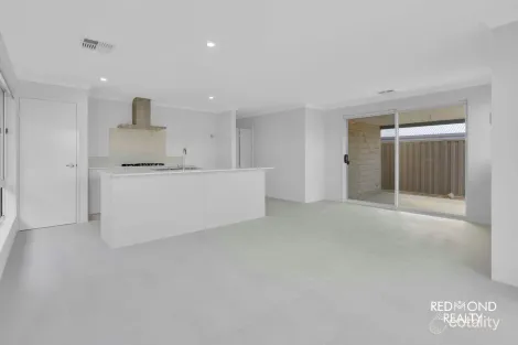 5 Bluevale Way, Yanchep, WA 6035