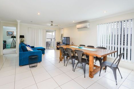 Property photo of 8 Paradise Drive Coomera QLD 4209
