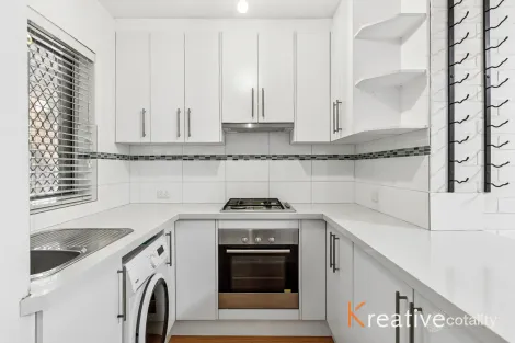 2/136a Broadway, Crawley, WA 6009