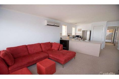 Property photo of 3/167 Ormond Road Hampton Park VIC 3976