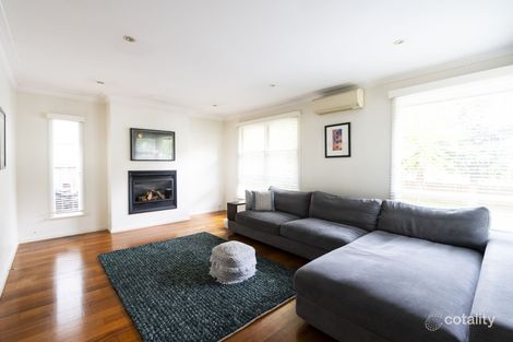 Property photo of 1/11 Highbury Grove Kew VIC 3101