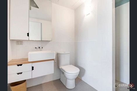Property photo of 332/8 Skyring Terrace Teneriffe QLD 4005