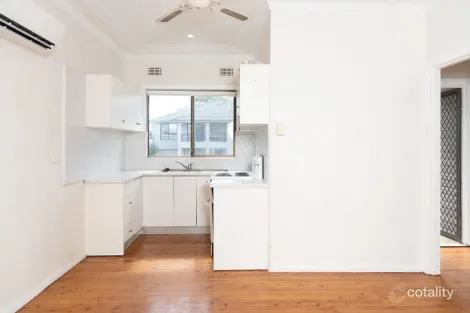 Property photo of 2/1 Victoria Avenue The Entrance NSW 2261