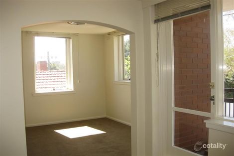 Property photo of 2/9 Canterbury Road Toorak VIC 3142
