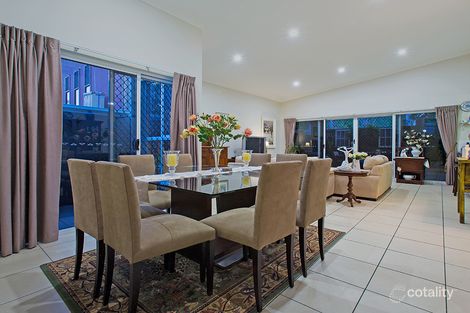 Property photo of 11 Chipping Close Wakerley QLD 4154