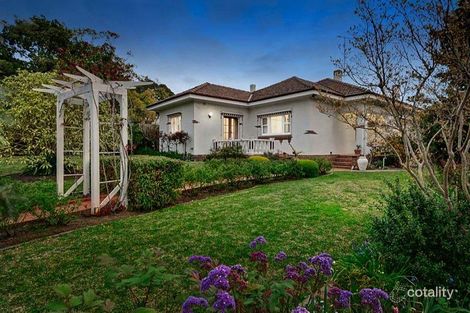 Property photo of 39 Logan Street Canterbury VIC 3126