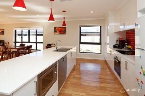 Property photo of 7 Haviland Street Coombs ACT 2611