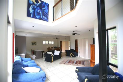 Property photo of 2 Dolphin Court Agnes Water QLD 4677