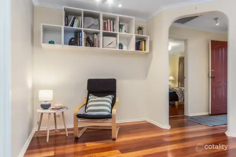 Property photo of 2/110 Dunsterville Crescent Frankston VIC 3199