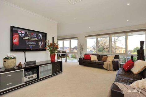 Property photo of 10 Eamon Drive Viewbank VIC 3084