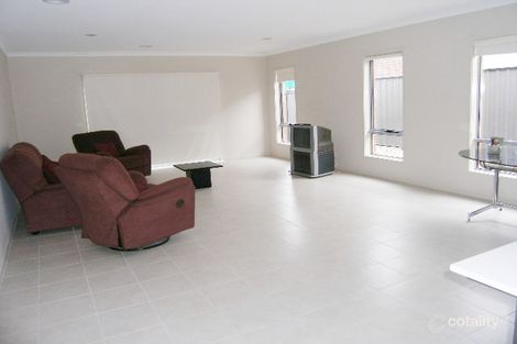 Property photo of 69 Bridgehaven Drive Craigieburn VIC 3064