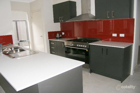 Property photo of 69 Bridgehaven Drive Craigieburn VIC 3064