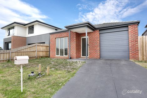 Property photo of 3 Waterfront Way Keysborough VIC 3173