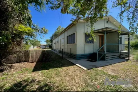 Property photo of 1/93 Ruby Street Emerald QLD 4720