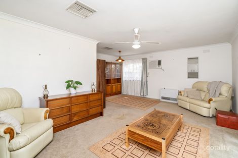Property photo of 3 Talbingo Crescent Lake Albert NSW 2650