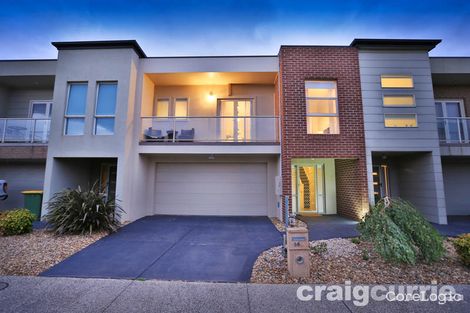 Property photo of 14 Harlesden Circuit Pakenham VIC 3810