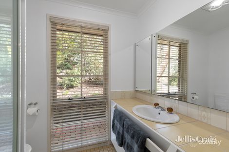 Property photo of 205 Progress Road Eltham North VIC 3095