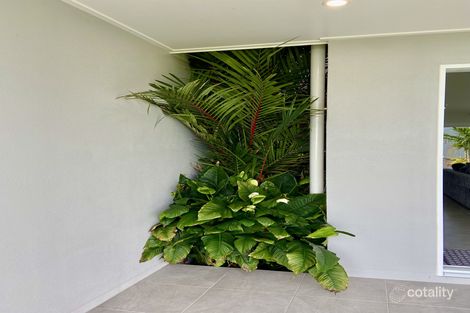 Property photo of 31 Marine Parade Cardwell QLD 4849