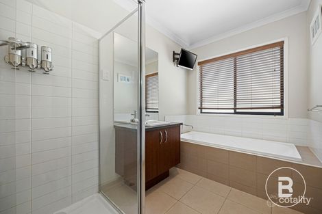 Property photo of 35 Scarborough Crescent Harkness VIC 3337