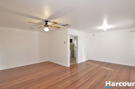 Property photo of 8 Putt Grove Keysborough VIC 3173