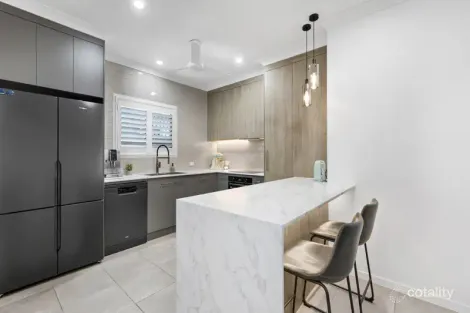 Property photo of 28 Drayton Street Beaconsfield QLD 4740
