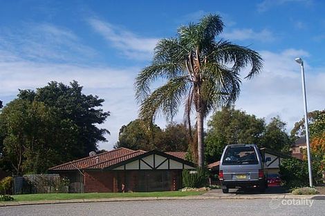 16 Greenham Pl, Bibra Lake, WA 6163