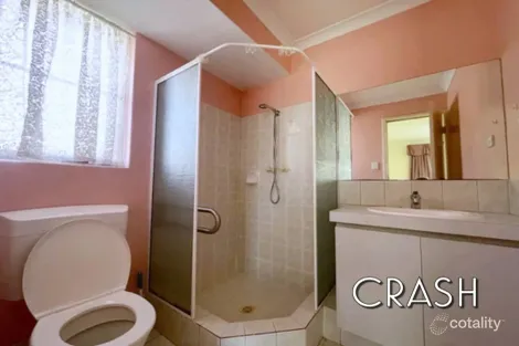 Property photo of 10 Melaleuca Terrace Halls Head WA 6210