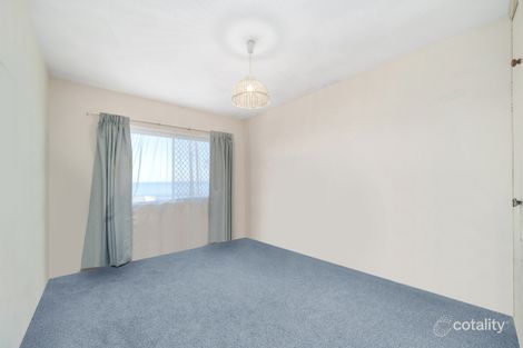 Property photo of 2/52 Prince Edward Parade Redcliffe QLD 4020
