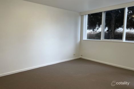 Property photo of 2/29 May Road Toorak VIC 3142