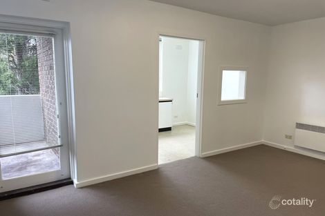 Property photo of 2/29 May Road Toorak VIC 3142