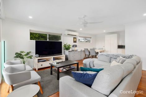 Property photo of 2 Earls Court Alexandra Hills QLD 4161