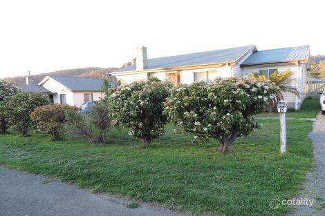 Property photo of 8 Amundsen Crescent Warrane TAS 7018