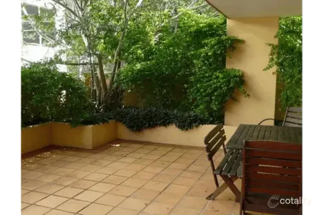 Property photo of 16/128 Bowen Street Spring Hill QLD 4000