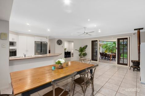 Property photo of 28 Westlake Court Helensvale QLD 4212